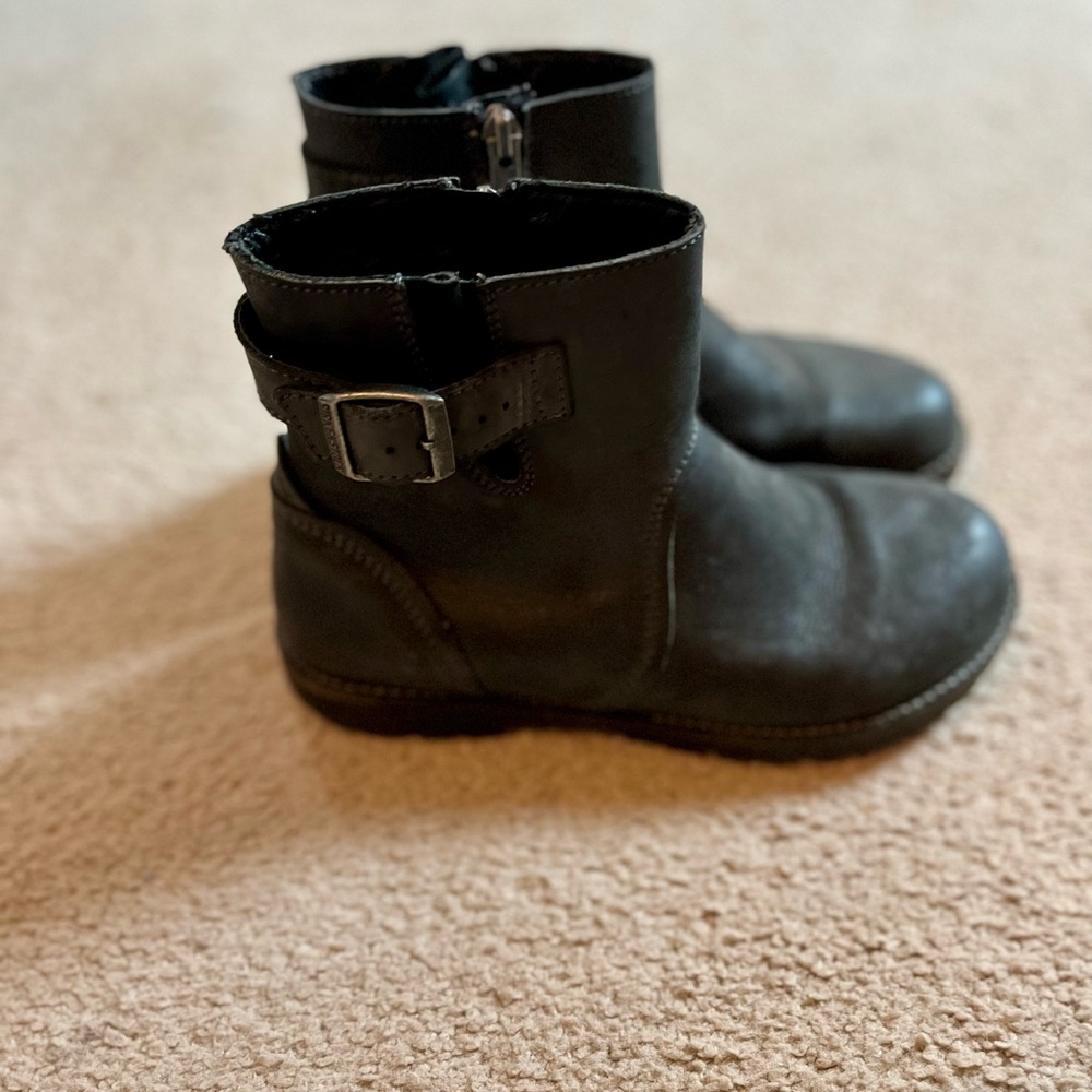 Birkenstock Leather Stowe Boot sz 36